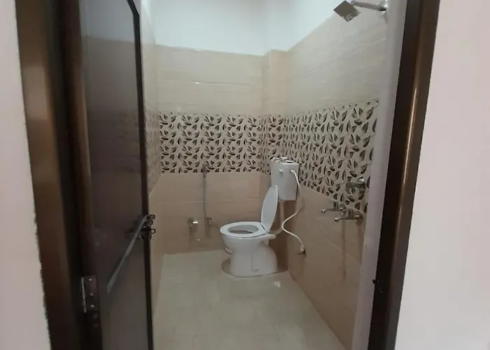 Shree Radhamadhav Accommodation