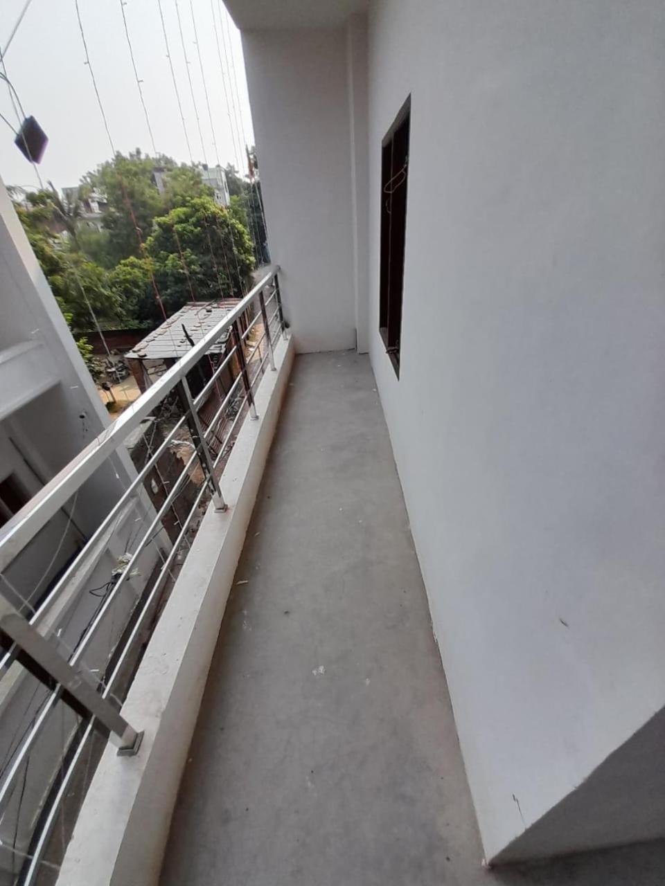 Shree Radhamadhav Guest house *