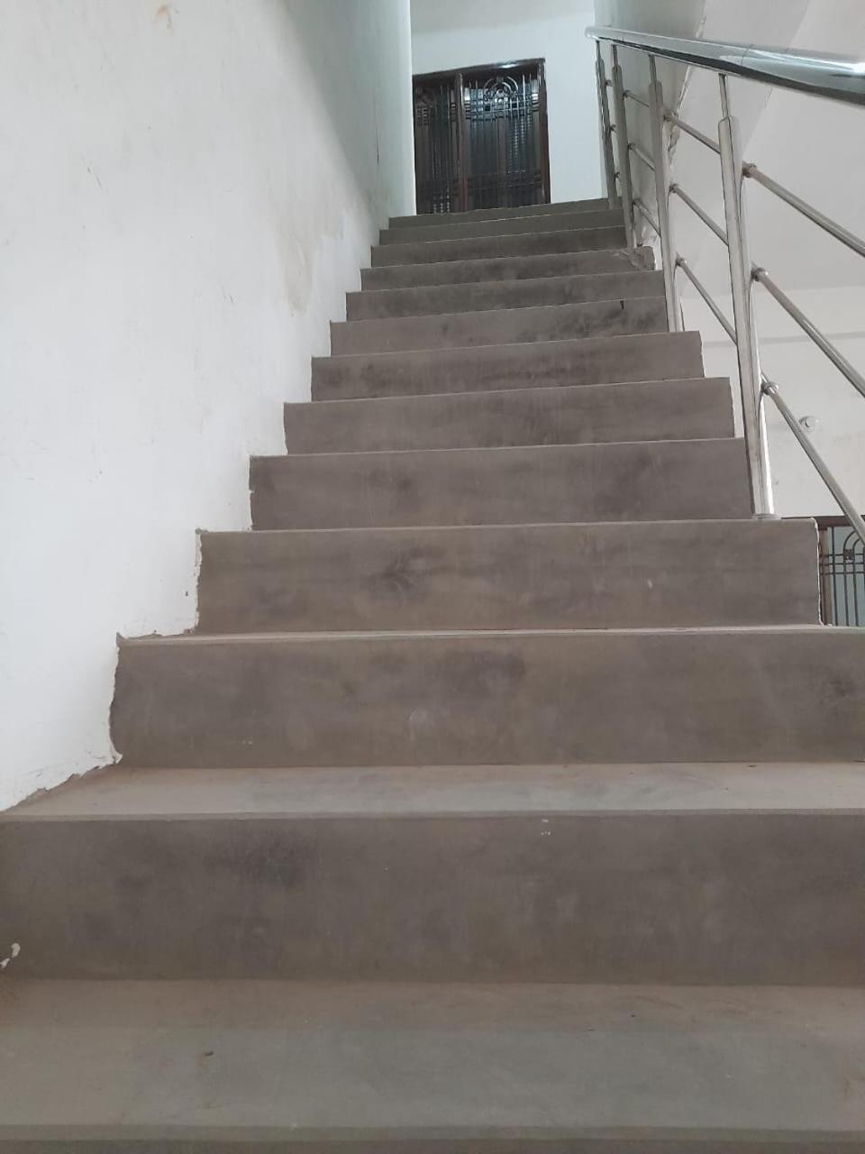 Shree Radhamadhav Guest house